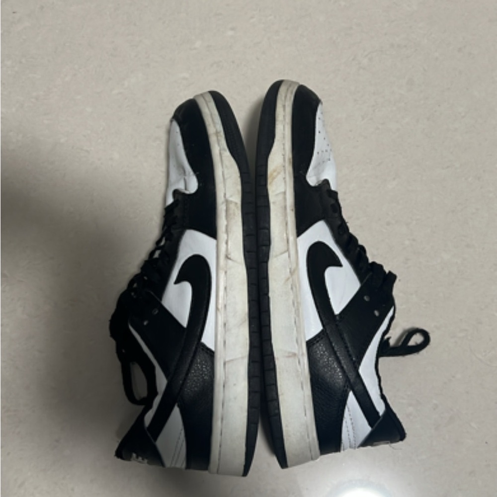 Nike panda dunks